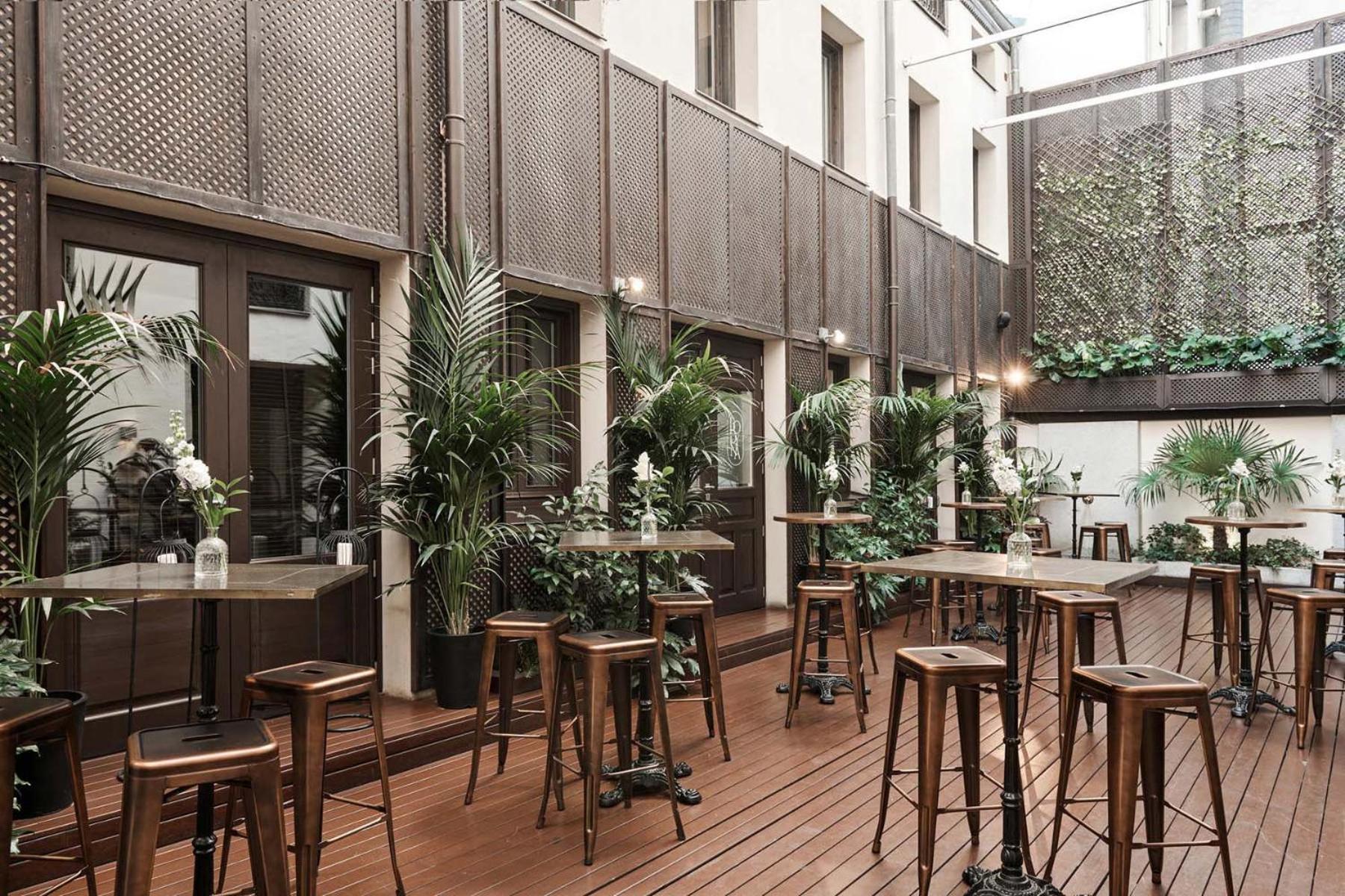 Hospes Puerta De Alcala, A Member Of Design Hotels Мадрид Экстерьер фото The Terrace at The Ivy, St John's Wood
